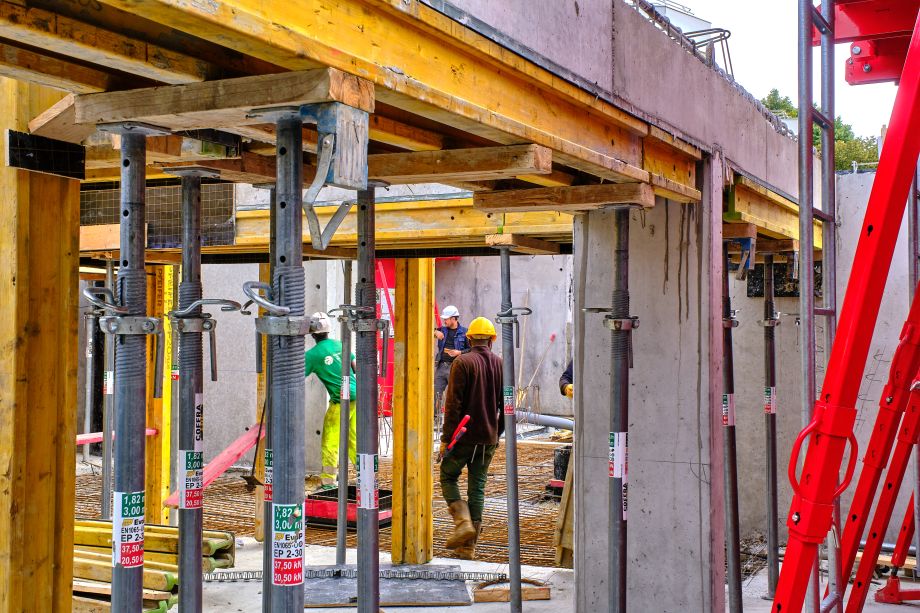 Photographies d’un chantier de logement collectif par Lionel Bottereau