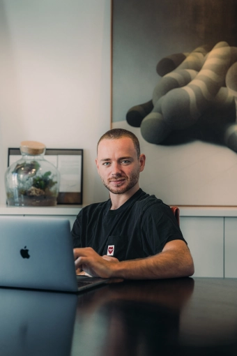 Photography, Photo retouching, Corporate, Artistic