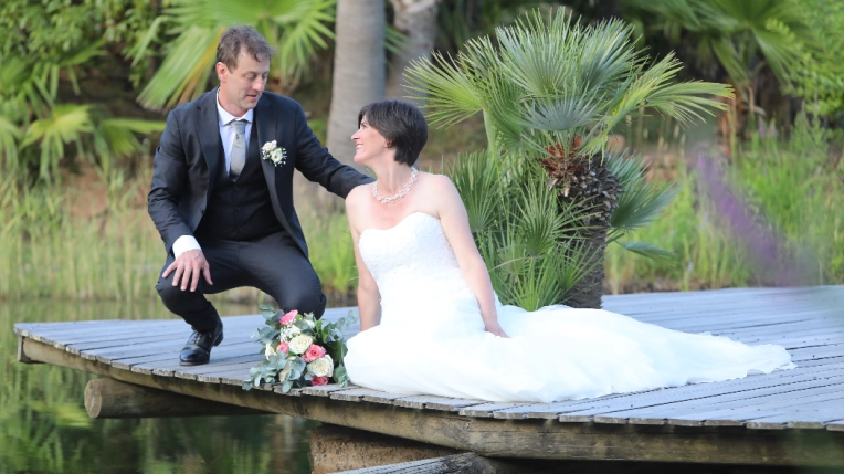 Photography, Weddings, Couples / Engagement