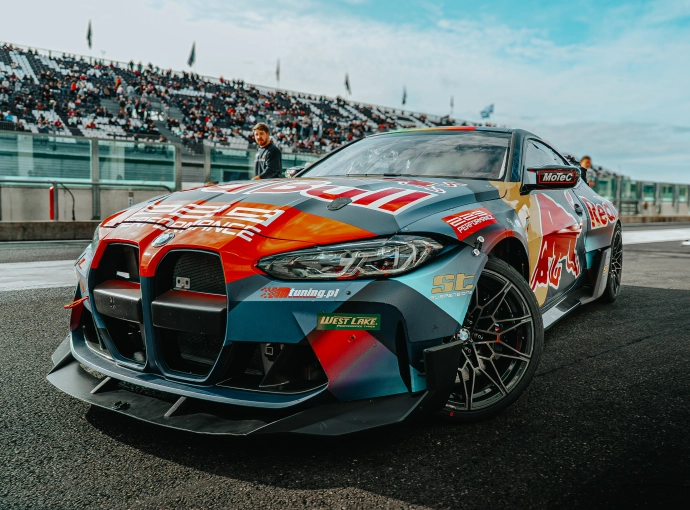 Photography, Sports, Auto / Moto, Traditional