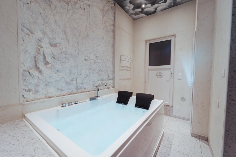 Photography, Airbnb, Artistic, Traditional, Vintage, Lifestyle