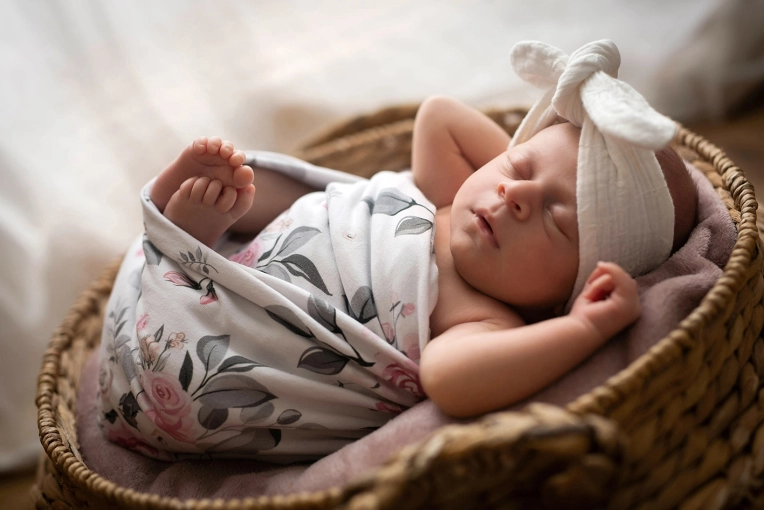 Photography, Newborns, Traditional