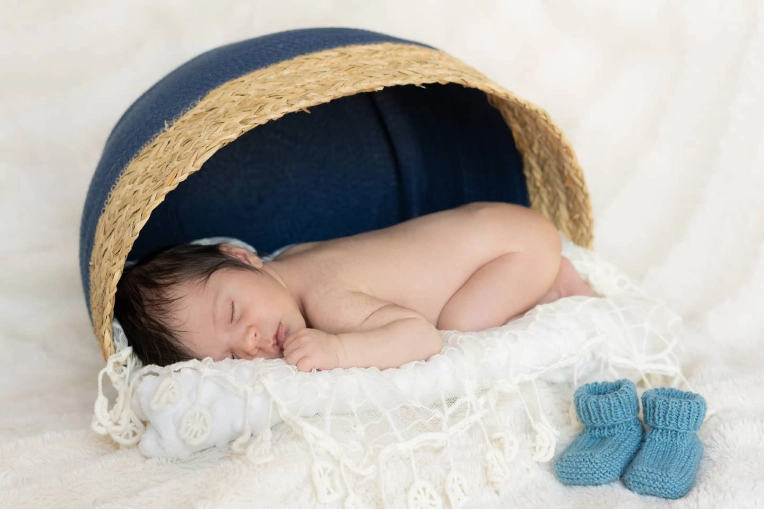 Photography, Newborns, Traditional
