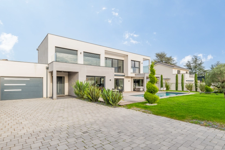 Photography, Real estate & Architectural, Traditional