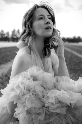 Photography, Product Photos, Portraits, Phototherapy, Artistic, Traditional