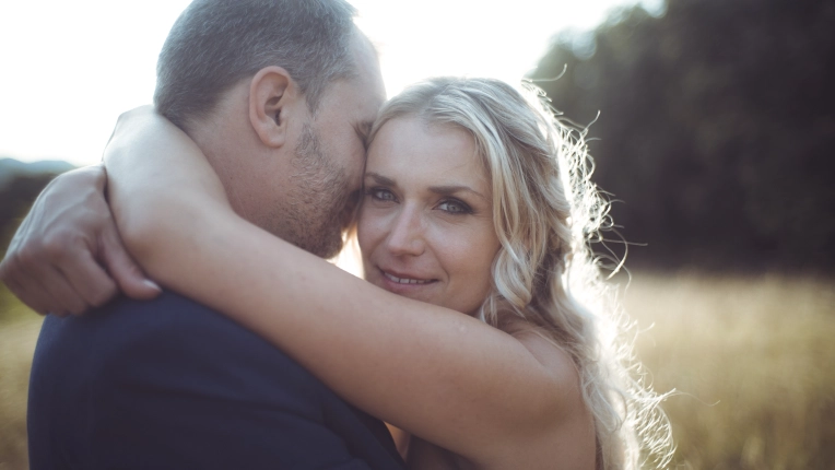 Photographie, Retouche photo, Vidéo et montage, Motion design, Drone, Mariage, Grossesse, Famille, Couple, Immobilier & Architecture, Photo produit, Portrait, Culinaire, Evènement, Industrielle, Corporate, Sport, Vue du ciel, Nature, Auto / Moto, Bâtiment, Concert/Spectacle, Conférence / Salon, Suivi de chantier, Scolaire, Architecture d'intérieur / Décoration, Artistique, Traditionnel, Vintage, Lifestyle