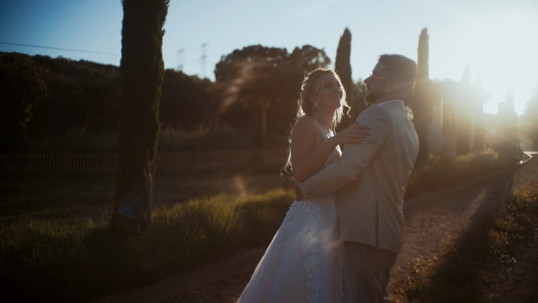 Photographie, Retouche photo, Vidéo et montage, Motion design, Drone, Mariage, Evènement, Artistique, Traditionnel, Vintage, Lifestyle
