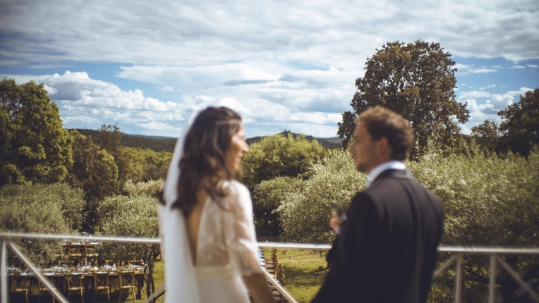 Photographie, Retouche photo, Vidéo et montage, Motion design, Drone, Mariage, Evènement, Artistique, Traditionnel, Vintage, Lifestyle
