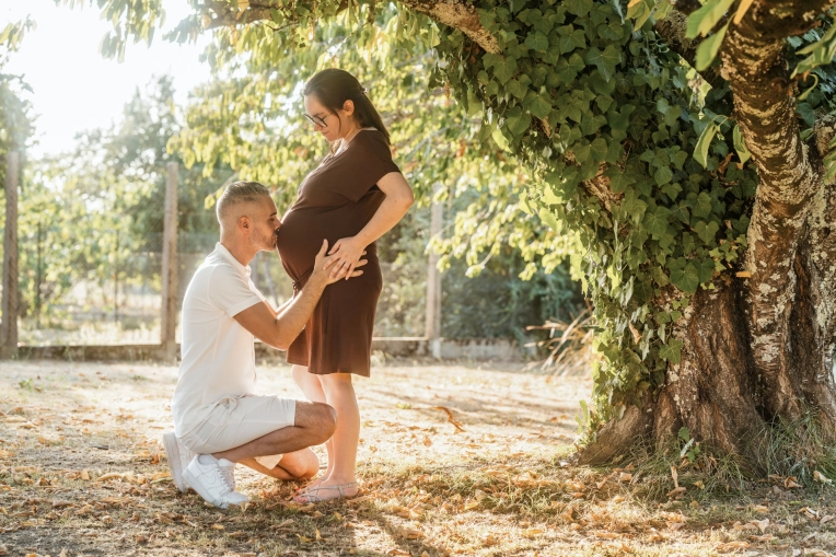 Photography, Maternity, Families, Couples / Engagement, Baby shower, Studio photography, Traditional, Lifestyle