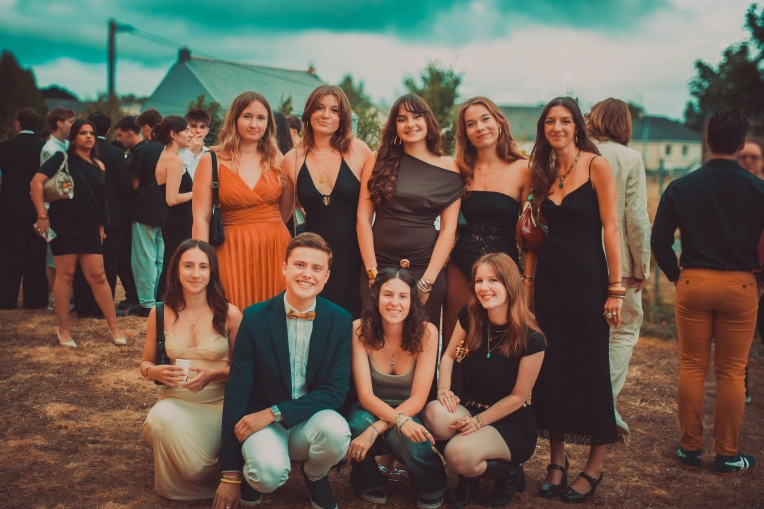 Class Photos, Artistic