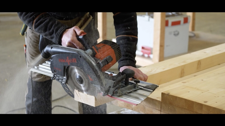 Vidéo et montage, Bâtiment, Traditionnel