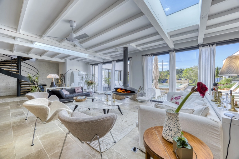 Photographie, Retouche photo, Vidéo et montage, Drone, Immobilier & Architecture, Bâtiment, Visite virtuelle, Architecture d'intérieur / Décoration, Airbnb, Artistique, Lifestyle
