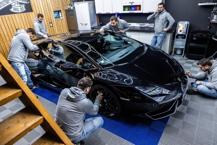 Photographie, Retouche photo, Corporate, Auto / Moto, IA générative, Traditionnel