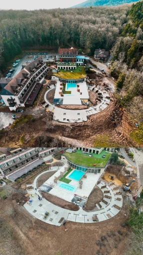 Photographie, Retouche photo, Drone, Immobilier & Architecture, Corporate, Bâtiment, Suivi de chantier, Visite virtuelle, Architecture d'intérieur / Décoration, Airbnb, Traditionnel