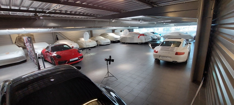 Photographie, Vidéo et montage, Formation, Cours de Photographie, Cours de Vidéo/Montage, Cours de Drone, Famille, Couple, Immobilier & Architecture, Photo produit, Animal de compagnie, Portrait, Mode/Book, Culinaire, Evènement, Industrielle, Corporate, Sport, Vue du ciel, Nature, Auto / Moto, Bâtiment, Concert/Spectacle, Conférence / Salon, Suivi de chantier, Visite virtuelle, Architecture d'intérieur / Décoration, IA générative, Airbnb, Artistique, Traditionnel, Vintage, Lifestyle