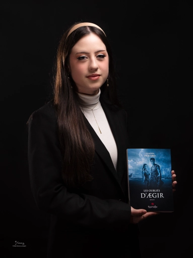 Photography, Portraits, Artistic, Traditional