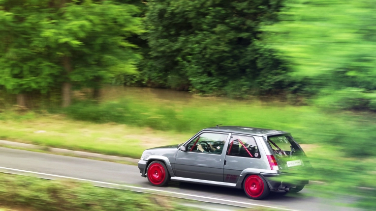 Photographie, Retouche photo, Vidéo et montage, Drone, Auto / Moto, Traditionnel