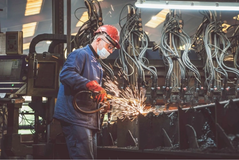 Photographie, Retouche photo, Vidéo et montage, Industrielle, Traditionnel