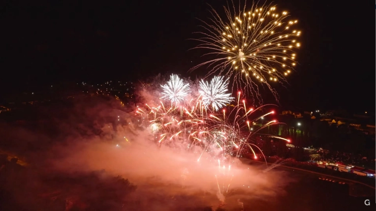 Photographie, Retouche photo, Vidéo et montage, Motion design, Drone, Vue du ciel, Traditionnel