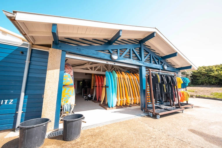 Video / Video Editing, Construction, Traditional