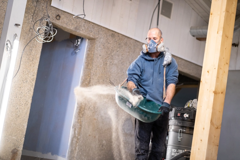 Video / Video Editing, Construction, Traditional