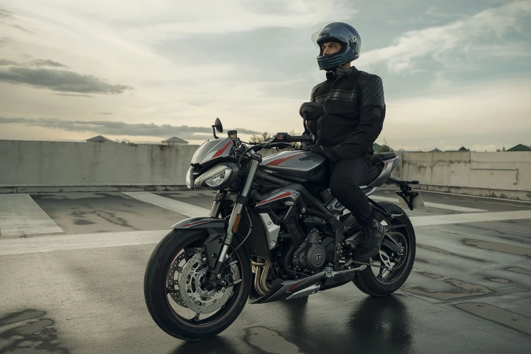 Auto / Moto, Artistic, Traditional, Vintage, Lifestyle