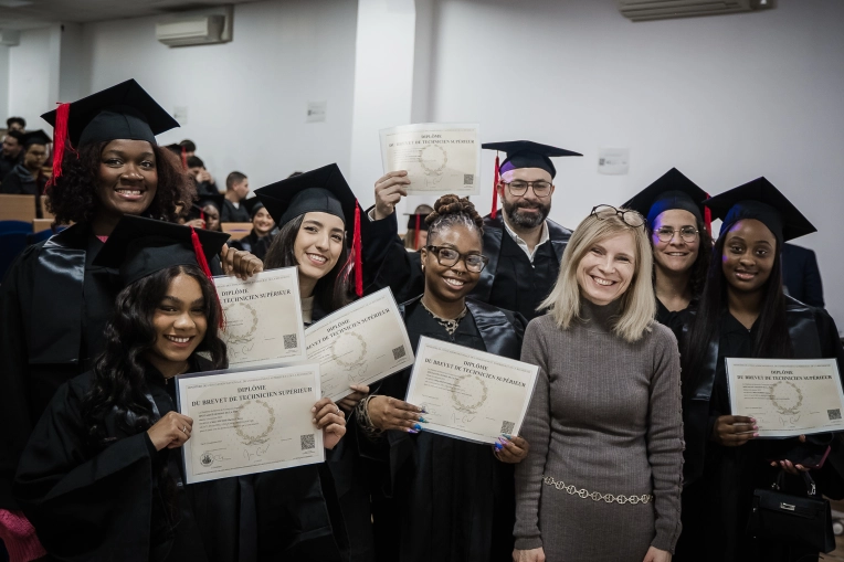 Photography, Photo retouching, Class Photos, Traditional