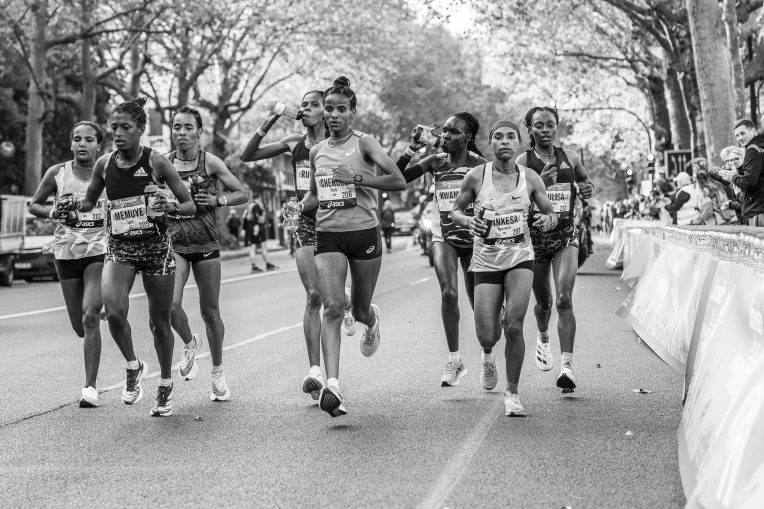 Photographie, Sport, Traditionnel