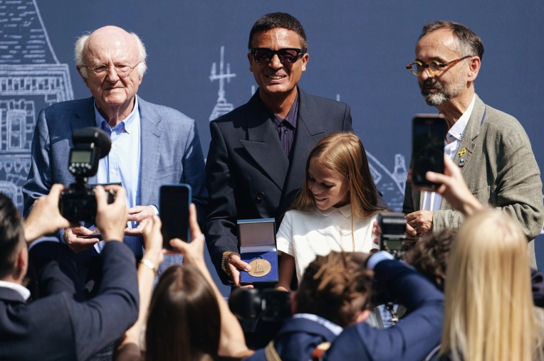 Photographie, Retouche photo, Evènement, Conférence / Salon, Artistique, Traditionnel, Vintage, Lifestyle