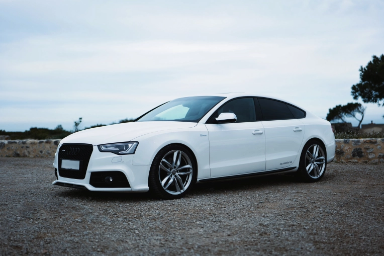 Photographie, Retouche photo, Auto / Moto, Traditionnel