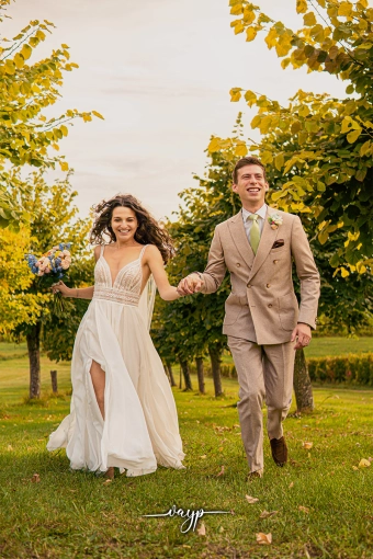 Photography, Photo retouching, Drone Photography, Classes, Photography Classes, Couples / Engagement, Artistic, Traditional, Vintage, Lifestyle