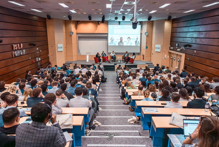 Photography, Photo retouching, Video / Video Editing, Drone Photography, Classes, Photography Classes, Event, Concerts/show, Conference / Trade Show, Artistic, Traditional, Vintage, Lifestyle