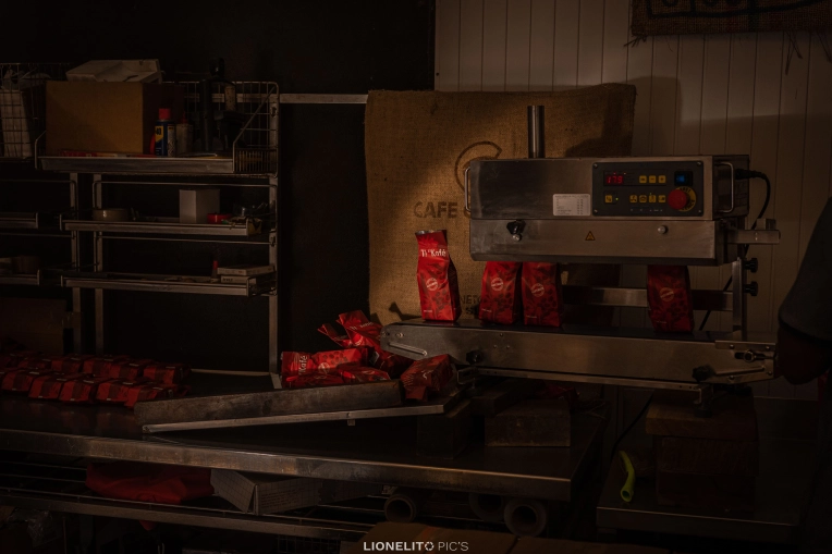 Photographie, Retouche photo, Industrielle