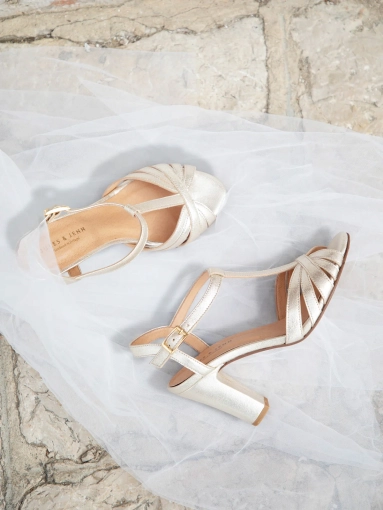 Photography, Photo retouching, Product Photos, Artistic, Traditional, Lifestyle