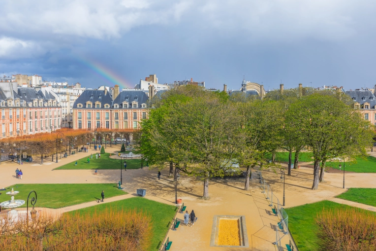 Photographie, Retouche photo, Vidéo et montage, Drone, Immobilier & Architecture, Bâtiment, Suivi de chantier, Visite virtuelle, Architecture d'intérieur / Décoration, IA générative, Airbnb, Artistique, Traditionnel, Lifestyle