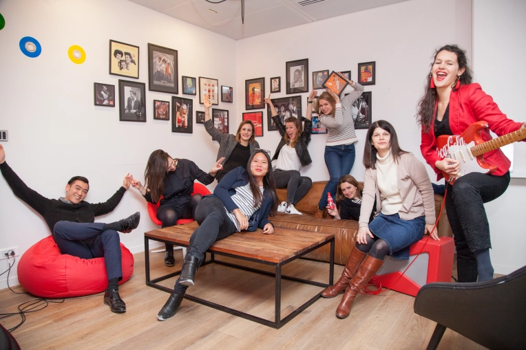 Photographie, Retouche photo, Vidéo et montage, Drone, Corporate, IA générative, Artistique, Traditionnel, Lifestyle