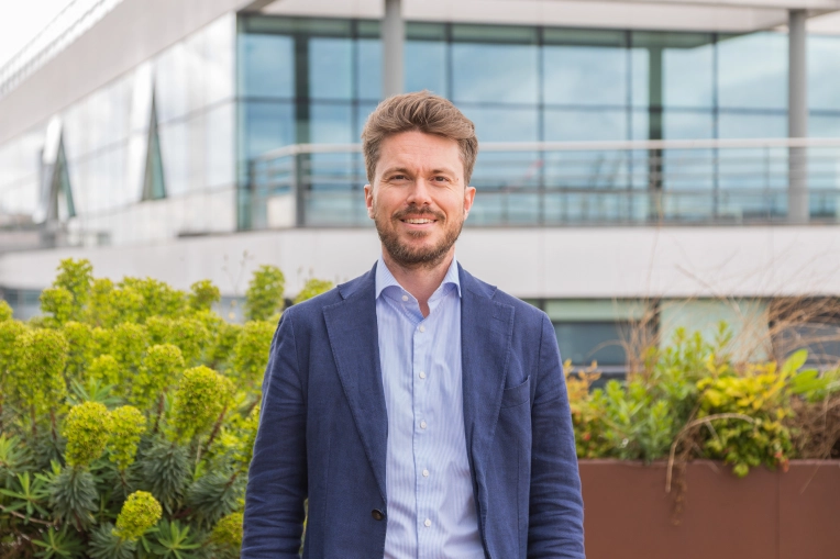 Photographie, Retouche photo, Vidéo et montage, Drone, Corporate, Artistique, Traditionnel, Lifestyle