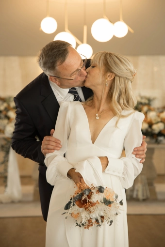 Photography, Photo retouching, Weddings, Traditional