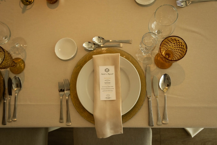 Photography, Photo retouching, Weddings, Traditional