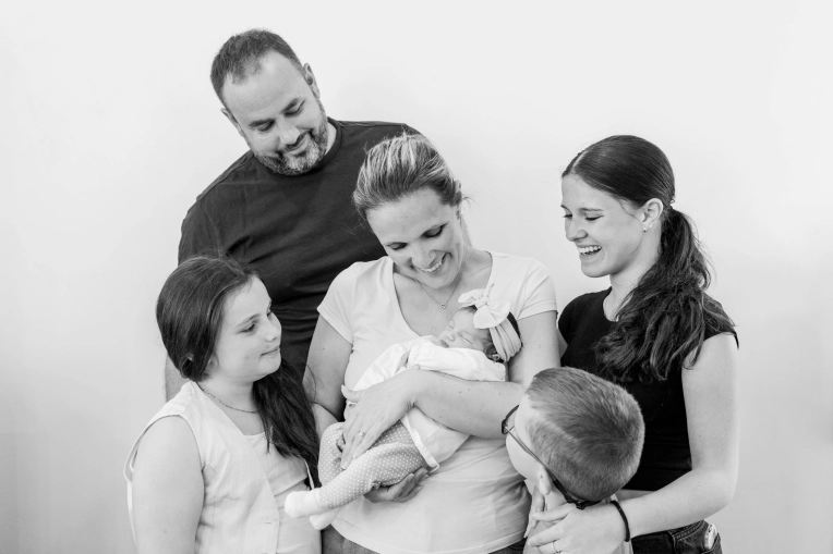 Photography, Photo retouching, Newborns, Families, Traditional