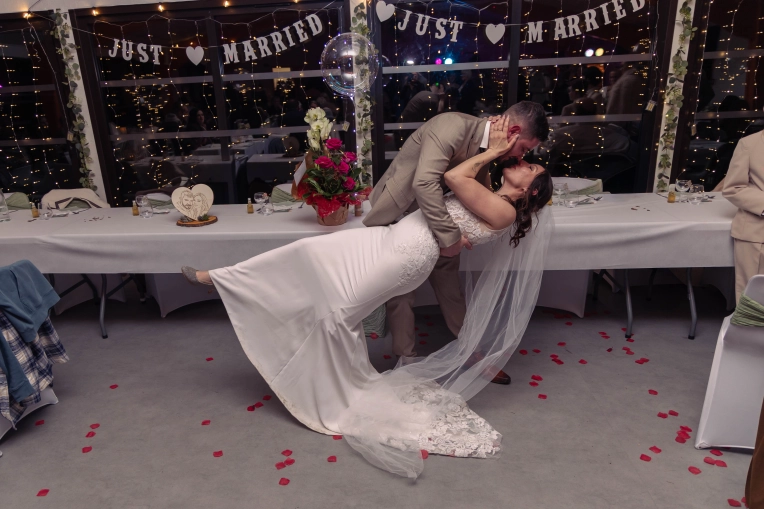 Photography, Photo retouching, Weddings, Traditional