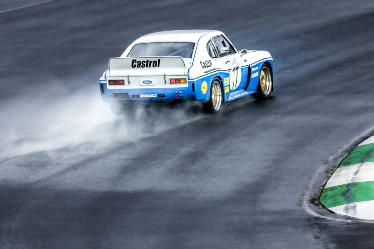 Photography, Sports, Traditional