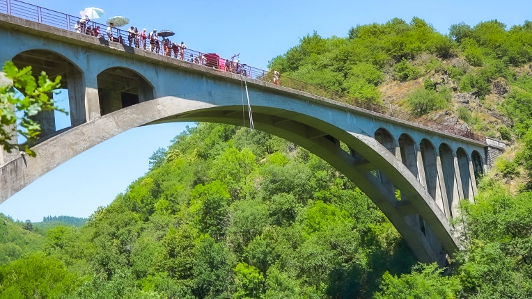 Photographie, Retouche photo, Vidéo et montage, Drone, Sport, Artistique, Traditionnel, Lifestyle