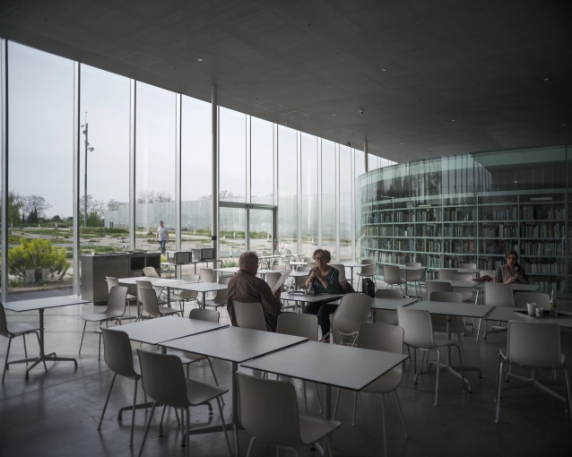 Real estate & Architectural