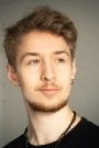 alt=